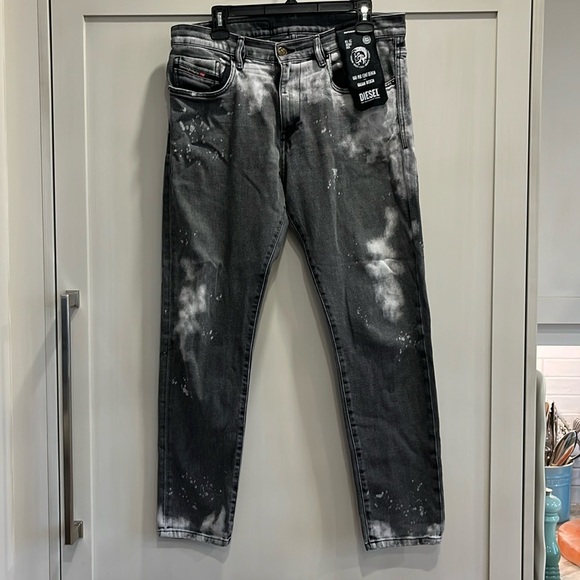 NWT Diesel D-Strukt mens grey relaxed fit slim Italian design jeans 100% denim - Picture 3 of 12